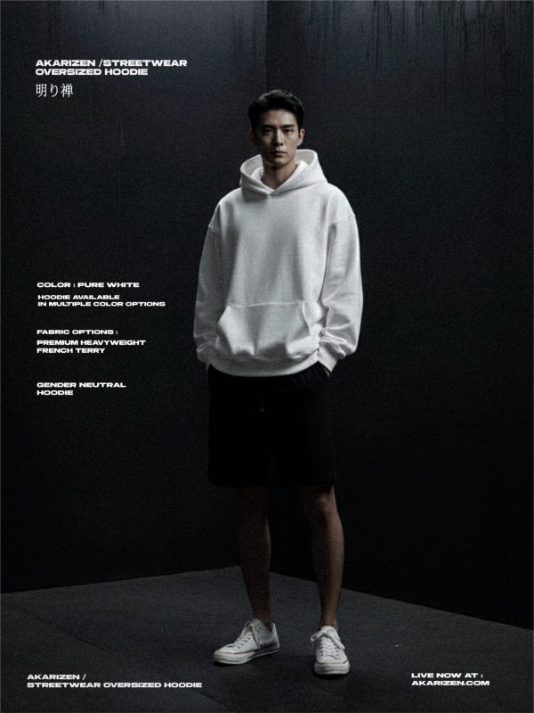 AKARIZEN ESSENTIALS / OVERSIZED STREETWEAR HOODIE - PURE WHITE