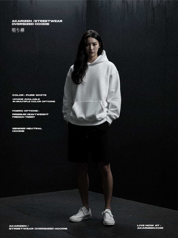 AKARIZEN ESSENTIALS / OVERSIZED STREETWEAR HOODIE - PURE WHITE