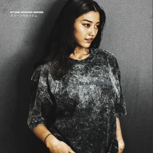 AKARIZEN STONE WASHED ESSENTIAL OVERSIZED T-SHIRT